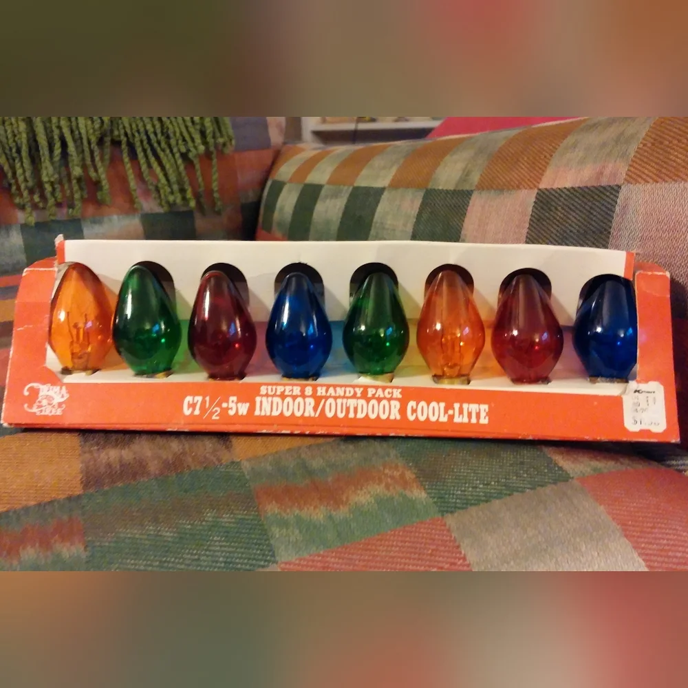 Vintage Christmas Bulbs Cool Lite Indoor Outdoor C 7 1/2 5 Watt Super 8 Kmart